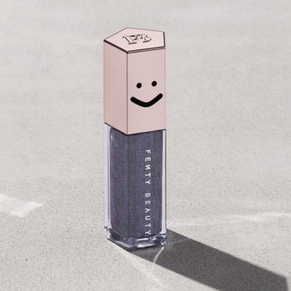 Fenty Beauty Lip Luminizer - Major Flex Shimmering Multicolor Smoky Black Gloss - Picture 7 of 7